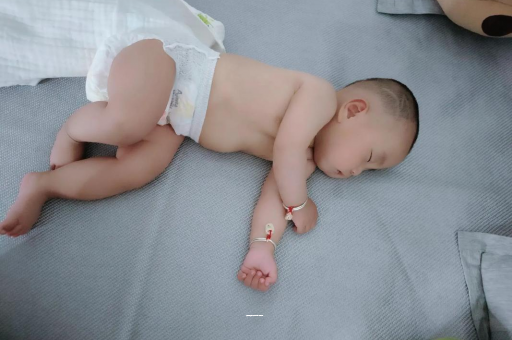 分宜孕妇肚子一跳一跳
